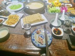 -大匠工房古船木艺术餐厅·猪肚鸡专门店(长白仙岛店)