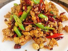 辣子鸡-铁锅炖灶台鱼老三炖鱼馆