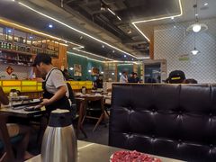 大堂-胡须佬鸡煲四季火锅店(石厦西村直营店)