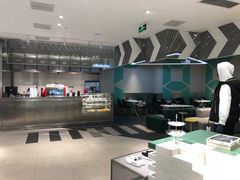 -马克华菲(长宁龙之梦店)