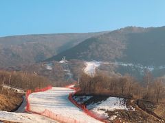 -鳌山滑雪度假区