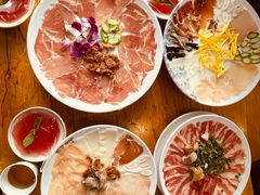 -桥香园过桥米线(国贸店)