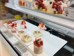 -花花卷卷·鲜食蛋糕(静安久光百货店)