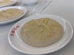 文楼蟹黄汤包-文楼·淮扬菜·淮安早茶(河下古镇翔宇店)