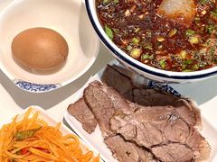 -清真·青瓷香纯汤牛肉面(酒泉路店)