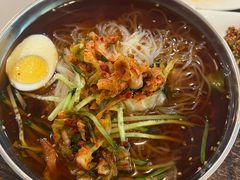 -韩风烤牛肉冷面店