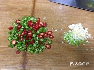 夏天必备的小苞苞清爽皮蛋豆腐