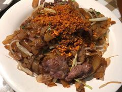 -新大咀港式茶餐厅(宝山万达店)