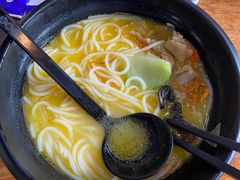 -桥香园过桥米线(国贸店)