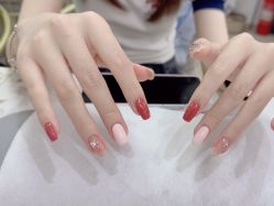 -尤米一站式美甲美睫