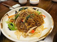 炒粉丝-萨拉伯尔(燕莎友谊商城店)