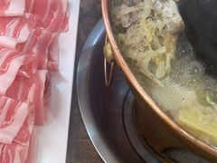 -老蜀铜火锅·酸菜脊骨·麻辣羊蝎子(热闹路店)