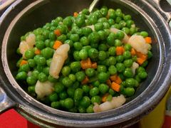青豆虾仁-胡桃里音乐酒馆(白云五号T5 MALL店)