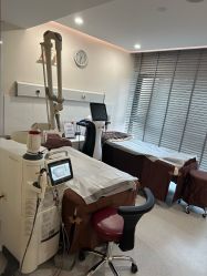 -臻悦医疗美容整形门诊部