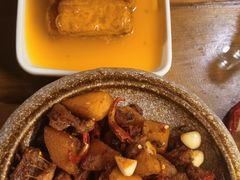 -隔壁老王·家常云南菜(花巷店)