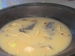 -陈大锅·岳阳鱼馆·地道岳阳菜(美食街店)