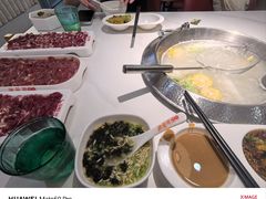-浪里寻·臻牛养生牛肉火锅(方圆荟店)