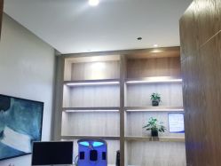 -苑苑vbeauty科技美容SPA