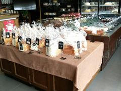 -红跑车蛋糕世界(清江路店)