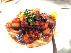 -品悦酒店(三林古镇店)