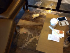 iphone_upload_pic-星巴克(海口美兰机场分店)