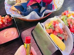 -Famous肥猫墨西哥音乐餐吧(五棵松华熙LIVE店)