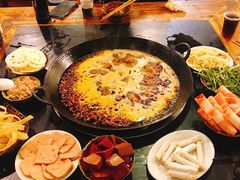 -苟味道老火锅(黄桷坪店)