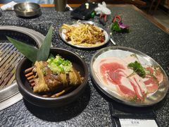 -红泥小火炉·东北泥炉烤肉(天一旗舰店)