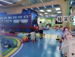 点击看大图 -小Q亲子乐园(童年时光店)