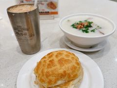 -香港新发烧腊茶餐厅(书城店)