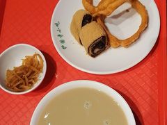 -护国寺小吃店(红莲南路店)