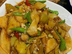 地三鲜-东北农家院·铁锅炖(莘庄店)