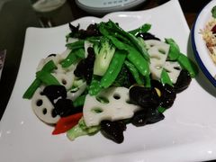 荷塘小炒-燕郊烧鸽子(广安路店)