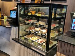 面包甜点陈列柜-麦当劳(静安寺店)
