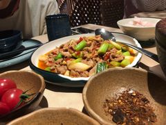 糟辣小炒肉-山石榴·贵州菜(丰盛里店)