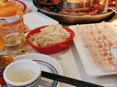 -二荆条·城市森林火锅旗舰店