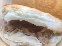 传统腊汁肉夹馍-忆秦时(银泰in77店)