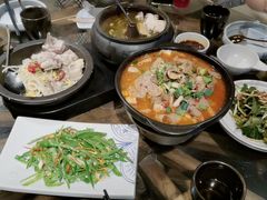 -云海肴·汽锅鸡·云南菜(天山百盛优客店)