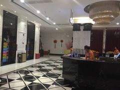 -皇马纯KTV·量贩·聚会(民治店)