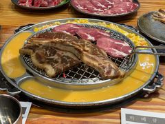 -青瓦炭韩潮烤肉(花园道店)