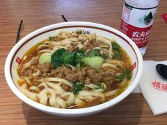 -顺溜·手工刀削面·黑金店(铜锣湾店)