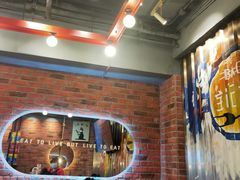 等位区-宝记烧烤·碳锅羊肉·羊蝎子火锅·夜食社(文体路创始店)