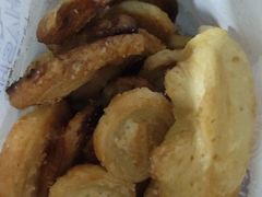 纯奶中蝴蝶酥-上海哈尔滨食品厂(淮海中路店)