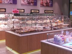 面包甜点陈列柜-巴黎贝甜(华堂新辰汇店)
