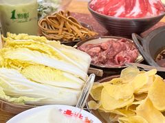-赵美丽·重庆社区火锅·直营店(火车东站·中豪国际店)
