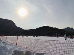 -济南卧虎山滑雪场