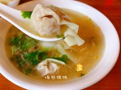 鸡丝馄饨-稻香居锅贴(宋都御街店)