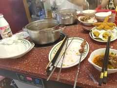 -四囍码头海鲜烧烤自助火锅(外滩南京东路悦荟广场店)