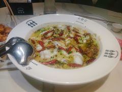 -渔语鱼酸菜鱼新川菜(来福士店)