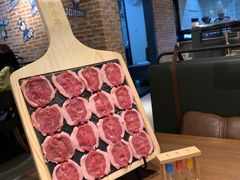 厚切羔羊圆上脑-快乐小羊·内蒙牛羊肉火锅(流花中心店)